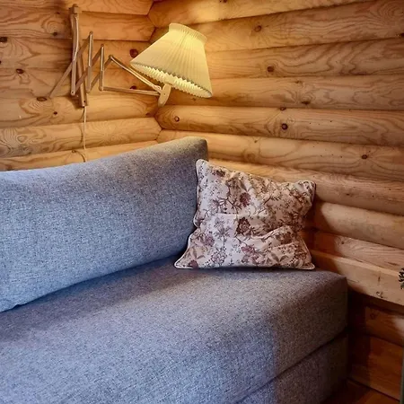 Reizendes-balkenhaus-mit-uriger-atmosphaere Σπίτι διακοπών