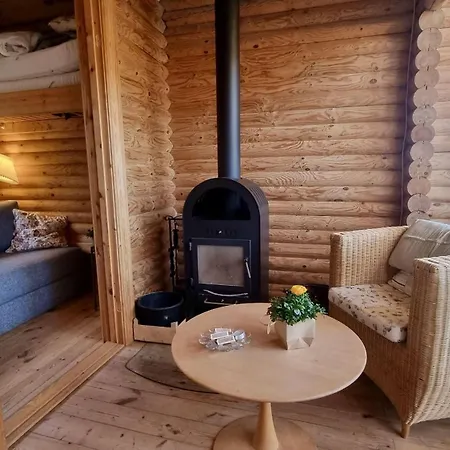 Reizendes-balkenhaus-mit-uriger-atmosphaere * Hejls