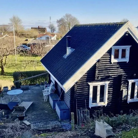 Feriehus Reizendes-balkenhaus-mit-uriger-atmosphaere *