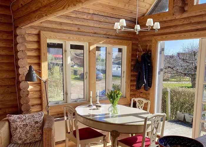 Reizendes-balkenhaus-mit-uriger-atmosphaere Σπίτι διακοπών